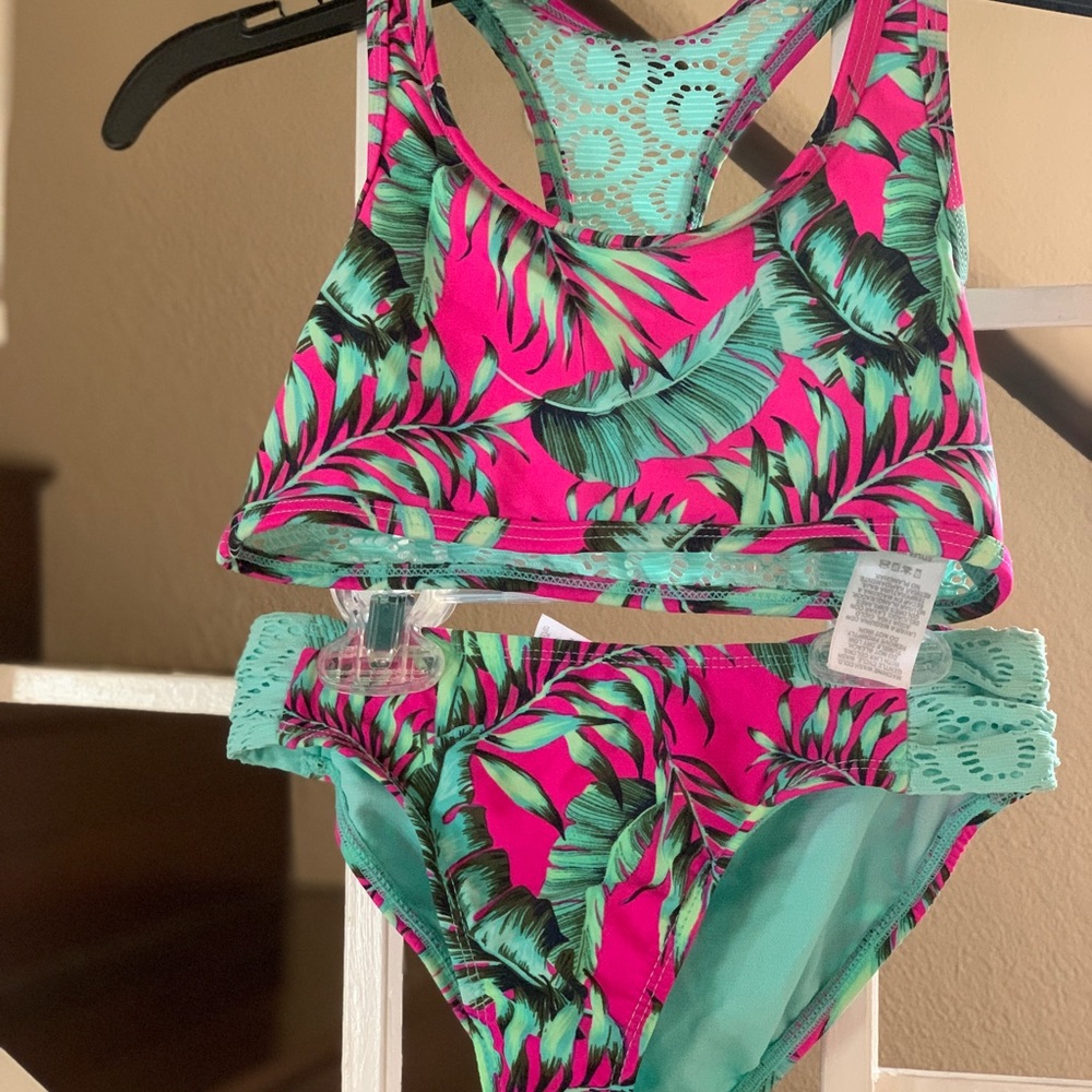 Swimsuits bundle - Picture 4 of 7